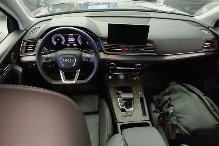Used Audi Q5L 2024 40 TFSI Fashion Dynamic Model Center Console