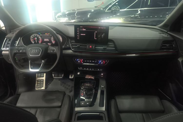 Used Audi Q5L 2024 45 TFSI Luxury Dynamic Model Center Console