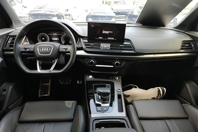 Used Audi Q5L 2024 45 TFSI Luxury Dynamic Model Center Console