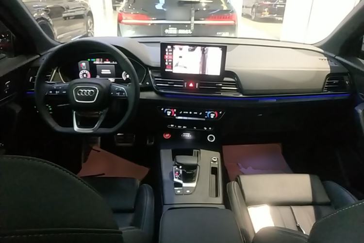 Used Audi Q5L 2024 40 TFSI Luxury Dynamic Edition Center Console