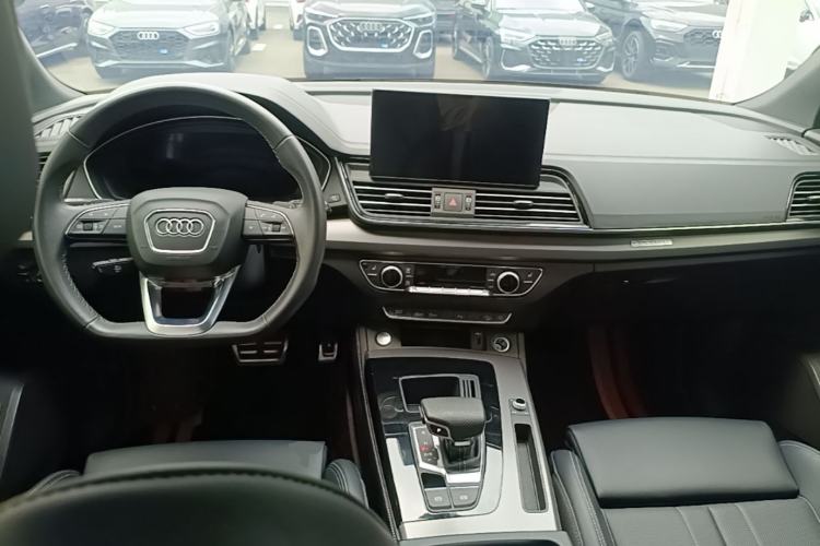 Used Audi Q5L 2024 40 TFSI Luxury Dynamic Edition Center Console