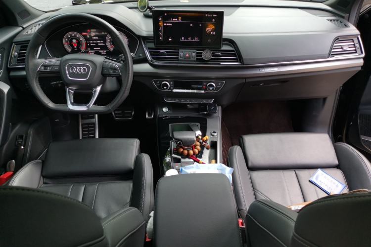 Used Audi Q5L 2024 45 TFSI Luxury Dynamic Model Center Console