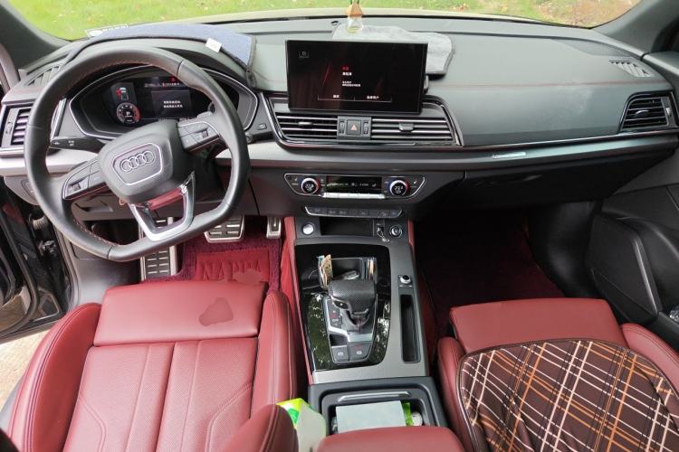 Used Audi Q5L 2024 40 TFSI Luxury Dynamic Edition Center Console
