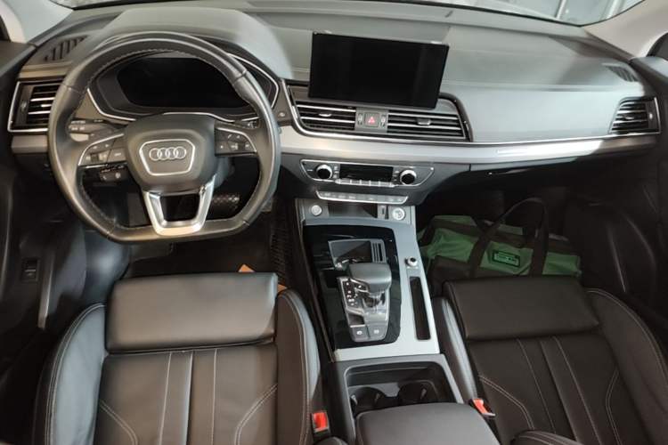 Used Audi Q5L 2024 40 TFSI Fashion Dynamic Model Center Console