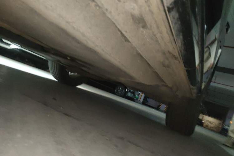 Used Audi Q5L 2024 45 TFSI Luxury Dynamic Model Chassis Front Left