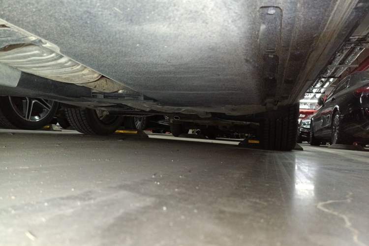 Used Audi Q5L 2024 40 TFSI Luxury Dynamic Edition Chassis Front Left