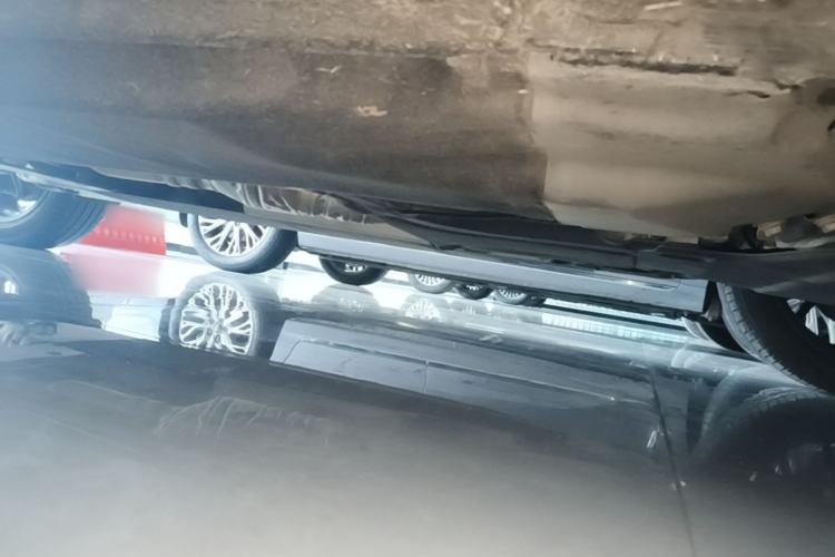 Used Audi Q5L 2024 45 TFSI Luxury Dynamic Model Chassis Front Right