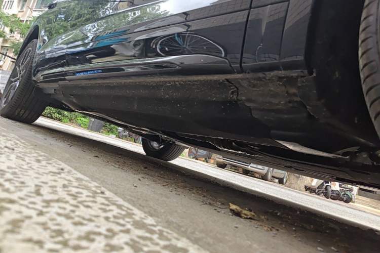Used Audi Q5L 2024 45 TFSI Luxury Dynamic Model Chassis Front Right