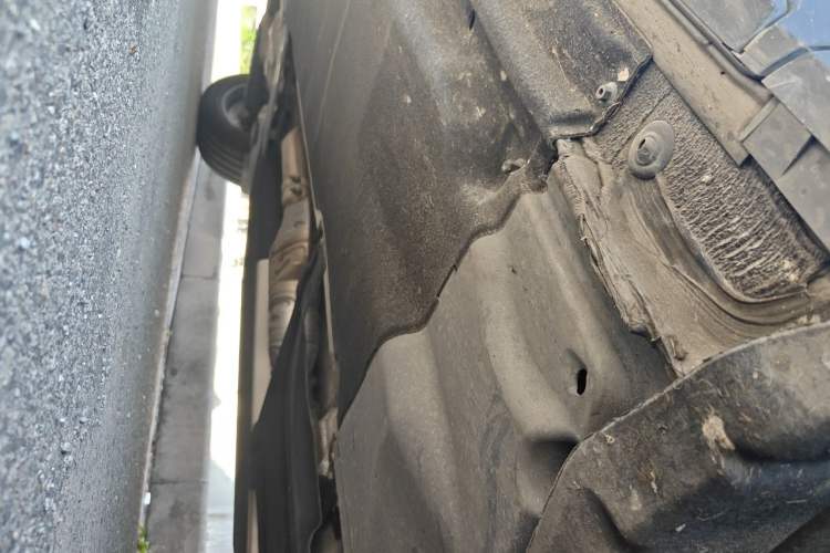 Used Audi Q5L 2024 40 TFSI Luxury Dynamic Edition Chassis Front Right