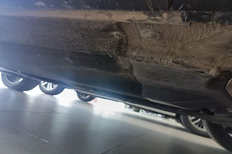 Used Audi Q5L 2024 45 TFSI Luxury Dynamic Model Chassis Front Right
