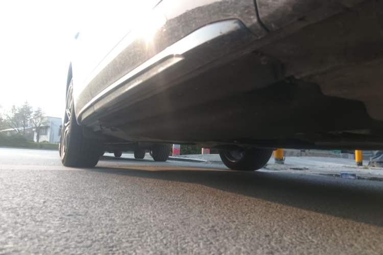Used Audi Q5L 2024 45 TFSI Luxury Dynamic Model Chassis Front Right