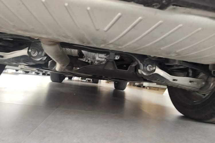 Used Audi Q5L 2024 40 TFSI Luxury Dynamic Edition Chassis Rear