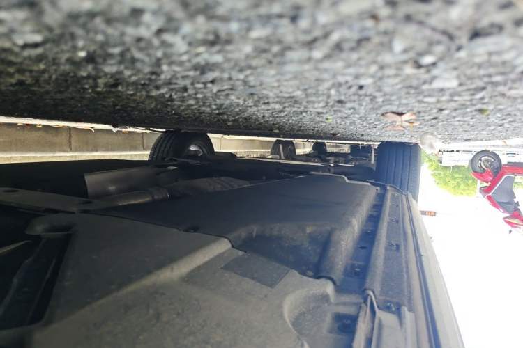 Used Audi Q5L 2024 40 TFSI Fashion Dynamic Model Chassis Rear Left