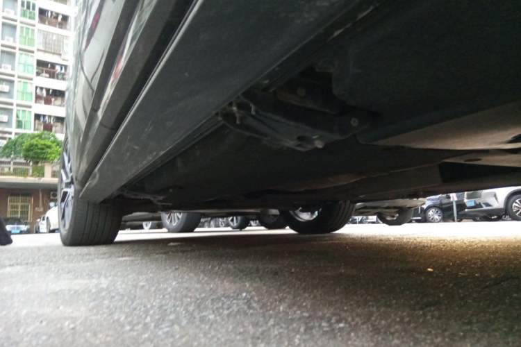 Used Audi Q5L 2024 45 TFSI Luxury Dynamic Model Chassis Rear Left