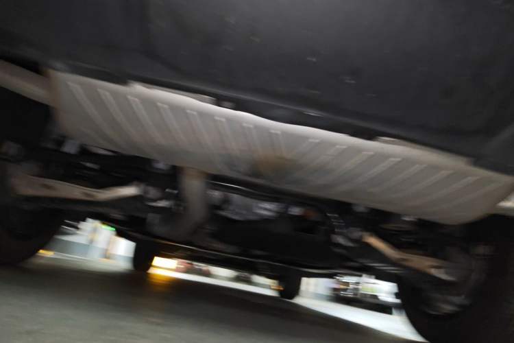Used Audi Q5L 2024 40 TFSI Luxury Dynamic Edition Chassis Rear