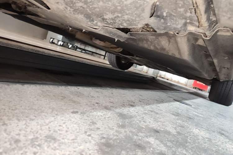 Used Audi Q5L 2024 40 TFSI Fashion Dynamic Model Chassis Rear Right