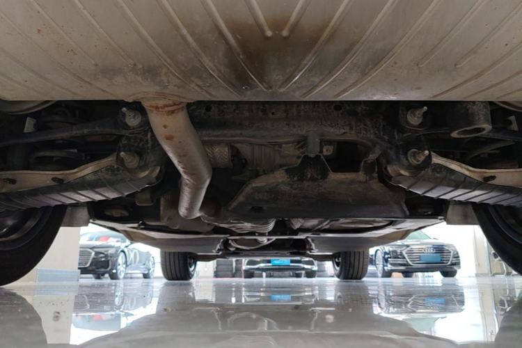Used Audi Q5L 2024 40 TFSI Luxury Dynamic Edition Chassis Rear