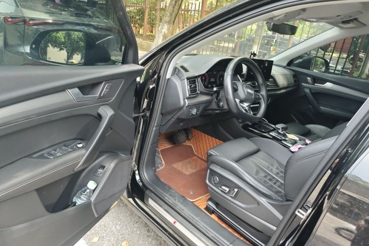 Used Audi Q5L 2024 40 TFSI Fashion Dynamic Model Driver Seat