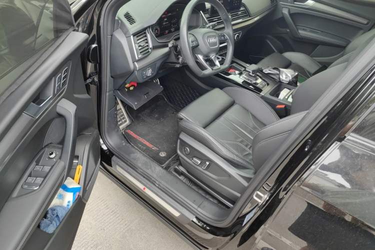 Used Audi Q5L 2024 45 TFSI Luxury Dynamic Model Driver Seat