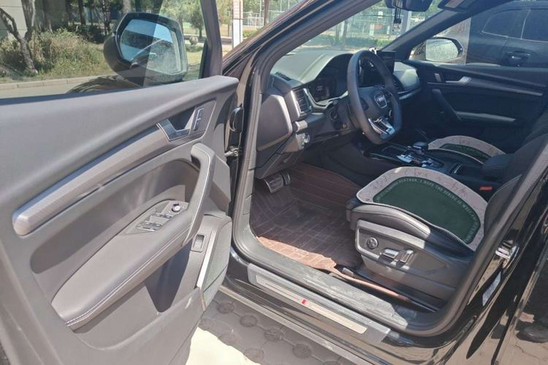 Used Audi Q5L 2024 40 TFSI Luxury Dynamic Edition Driver Seat