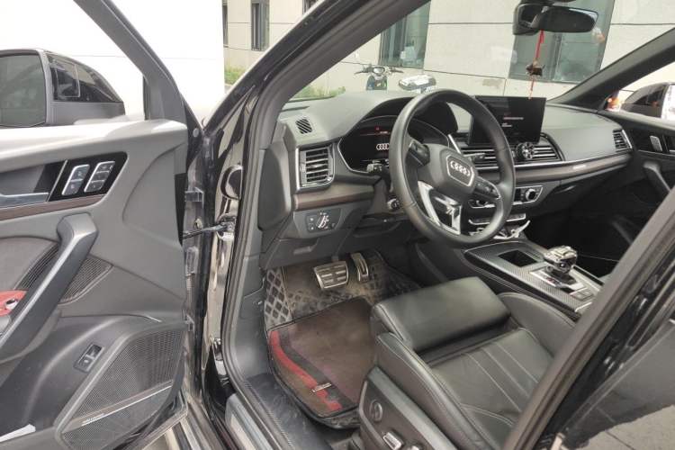 Used Audi Q5L 2024 45 TFSI Prestige Dynamic Edition Driver Seat
