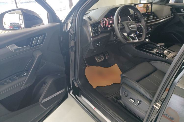 Used Audi Q5L 2024 45 TFSI Luxury Dynamic Model Driver Seat