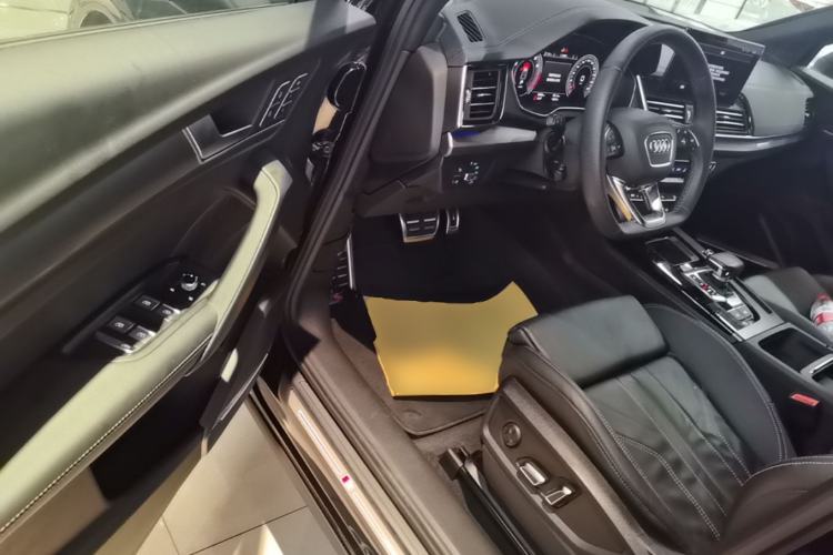 Used Audi Q5L 2024 45 TFSI Luxury Dynamic Model Driver Seat