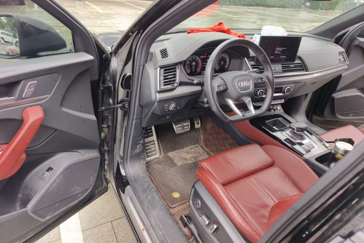 Used Audi Q5L 2024 40 TFSI Luxury Dynamic Edition Driver Seat