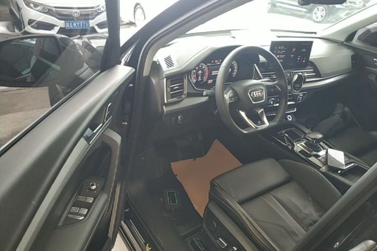 Used Audi Q5L 2024 40 TFSI Fashion Dynamic Model Driver Seat