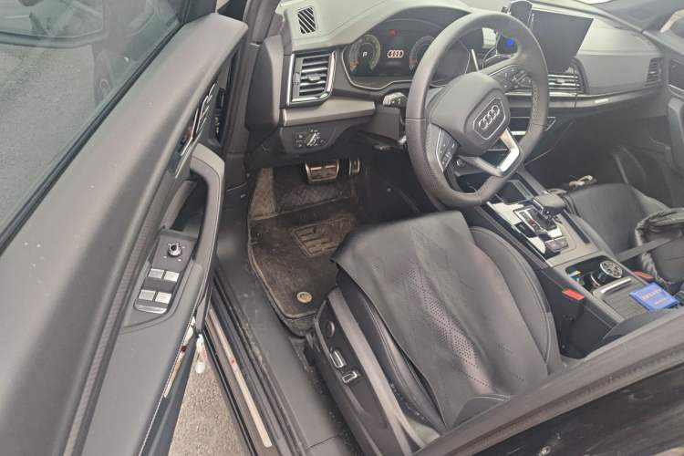 Used Audi Q5L 2024 45 TFSI Luxury Dynamic Model Driver Seat