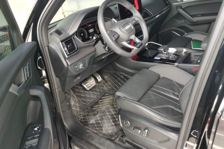 Used Audi Q5L 2024 45 TFSI Luxury Dynamic Model Driver Seat