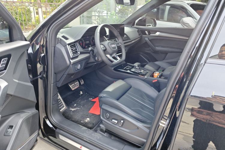 Used Audi Q5L 2024 45 TFSI Luxury Dynamic Model Driver Seat