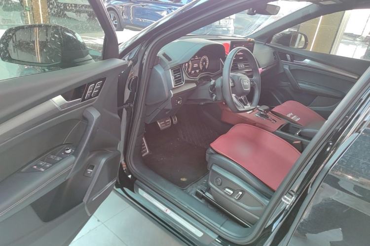 Used Audi Q5L 2024 45 TFSI Luxury Dynamic Model Driver Seat