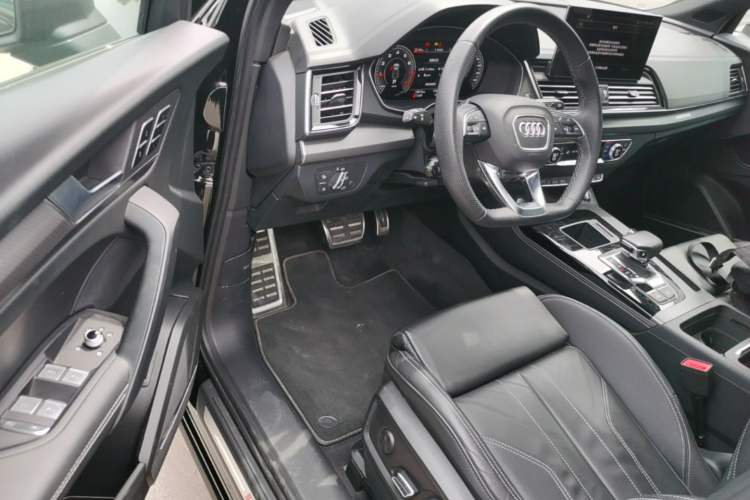 Used Audi Q5L 2024 45 TFSI Luxury Dynamic Model Driver Seat