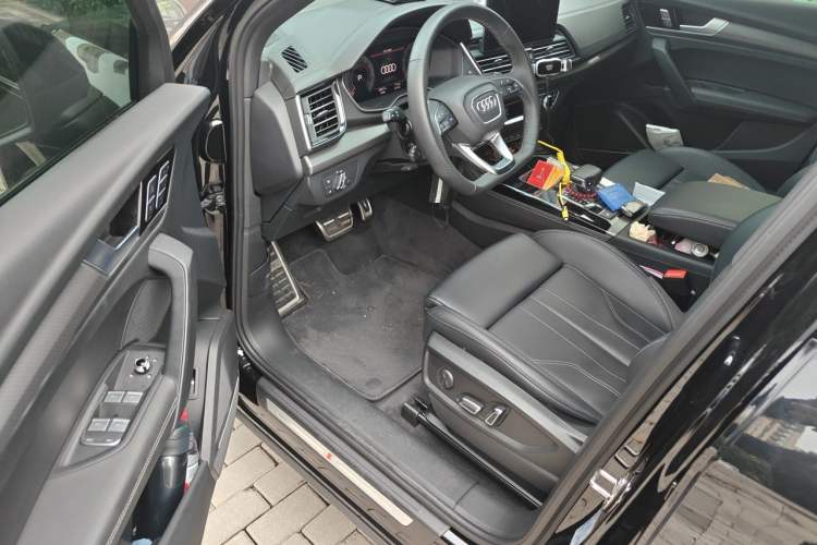Used Audi Q5L 2024 45 TFSI Luxury Dynamic Model Driver Seat