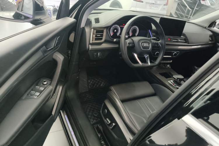 Used Audi Q5L 2024 40 TFSI Fashion Dynamic Model Driver Seat