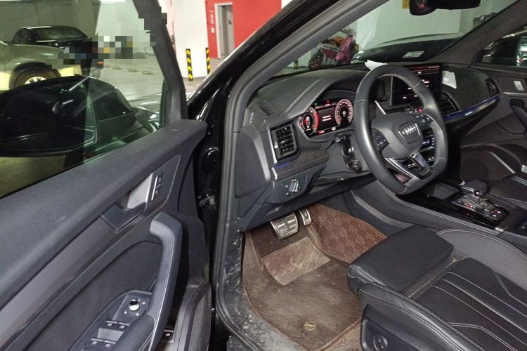 Used Audi Q5L 2024 40 TFSI Luxury Dynamic Edition Driver Seat