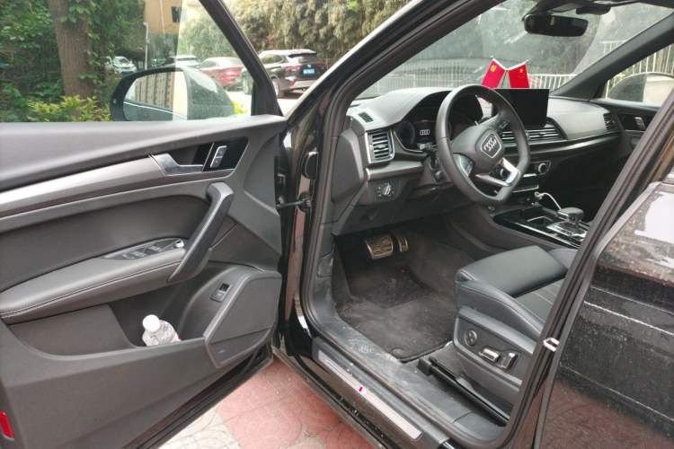 Used Audi Q5L 2024 45 TFSI Luxury Dynamic Model Driver Seat
