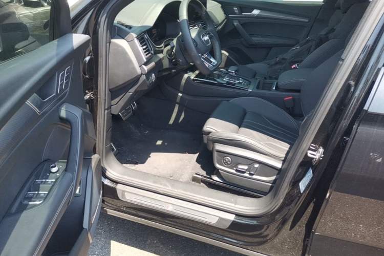 Used Audi Q5L 2024 45 TFSI Luxury Dynamic Model Driver Seat