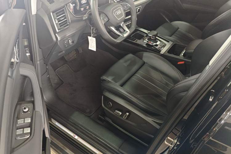 Used Audi Q5L 2024 40 TFSI Fashion Dynamic Model Driver Seat