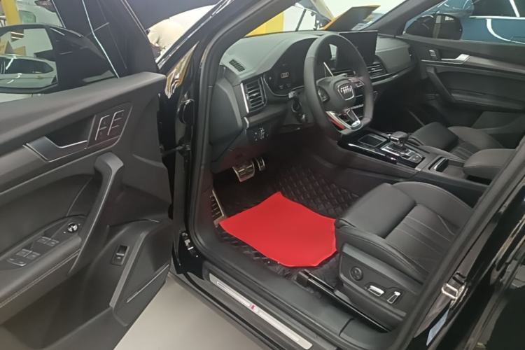 Used Audi Q5L 2024 45 TFSI Luxury Dynamic Model Driver Seat