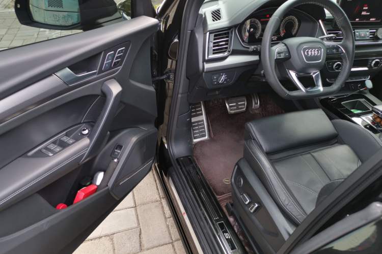 Used Audi Q5L 2024 45 TFSI Luxury Dynamic Model Driver Seat