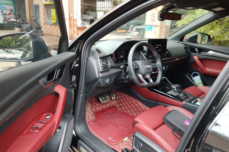 Used Audi Q5L 2024 40 TFSI Luxury Dynamic Edition Driver Seat