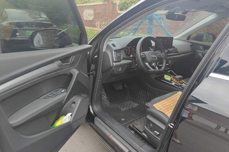 Used Audi Q5L 2024 40 TFSI Fashion Dynamic Model Driver Seat