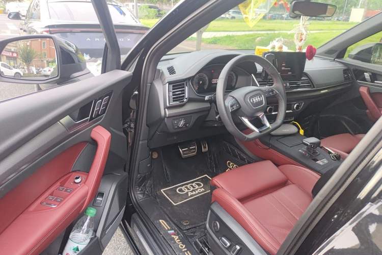 Used Audi Q5L 2024 45 TFSI Luxury Dynamic Model Driver Seat