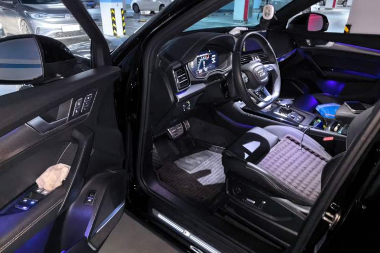 Used Audi Q5L 2024 45 TFSI Luxury Dynamic Model Driver Seat