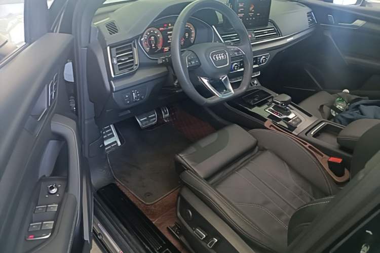 Used Audi Q5L 2024 45 TFSI Luxury Dynamic Model Driver Seat