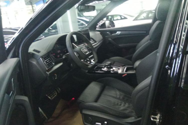 Used Audi Q5L 2024 40 TFSI Luxury Dynamic Edition Driver Seat