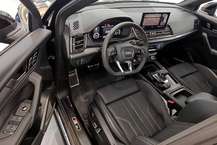 Used Audi Q5L 2024 45 TFSI Luxury Dynamic Model Driver Seat