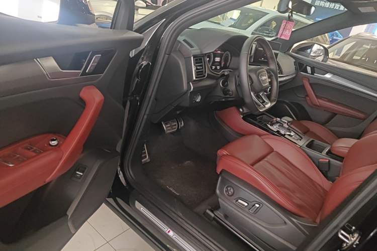Used Audi Q5L 2024 40 TFSI Fashion Dynamic Model Driver Seat